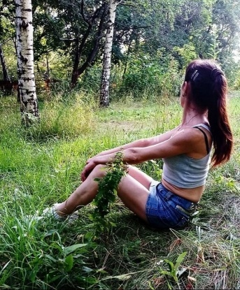 🌹 Мои услуги наполнены страстью и сексуальностью, и я буду рада подарить тебе незабываемое время 😉🔥 У меня есть отличные отзывы от довольных клиентов, которые оценили мои навыки и чуткость 😍✨ На фото ты можешь увидеть мои прекрасные формы и сексуальную раскованность. Я живу в Москве, и могу пригласить тебя к себе, чтобы мы раскрыли друг друга полностью 🌆💫 Жду твоего звонка, чтобы сделать наши фантазии реальностью 💞💦 Ритуха